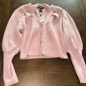 EXPRESS women’s crop top button up sweater.